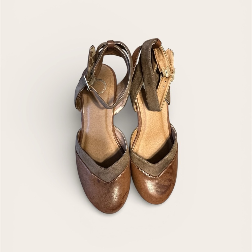 Journee Collection Brown Women's Platform Heels